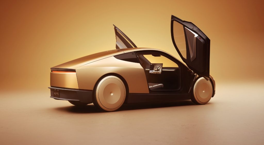 Seguros para coches autónomos: el reto de asegurar el futuro de la movilidad 5 Vehículo Tesla autónomo
